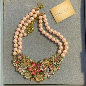 ~REASONABLE OFFERS CONSIDERED~ 
Heidi Daus Pink and Gold Floral Necklace.